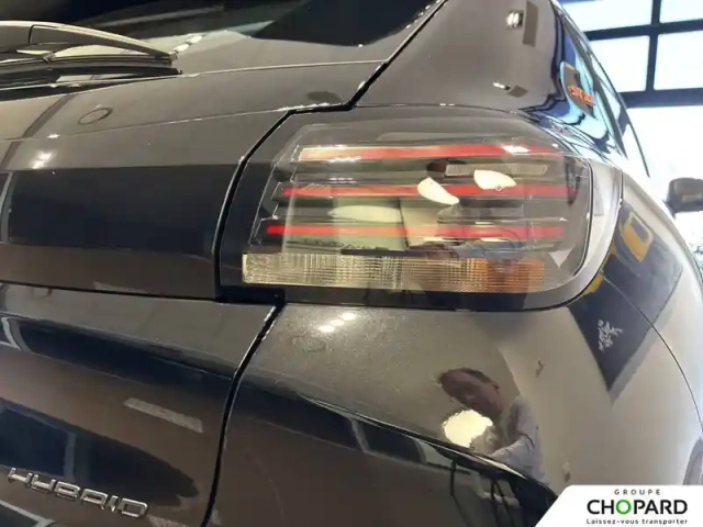 Peugeot 208 hybrid 110 ch e-dcs6 — photo 11