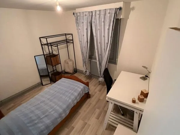 Loue chambre en colocation idéal pour étudiant sportif