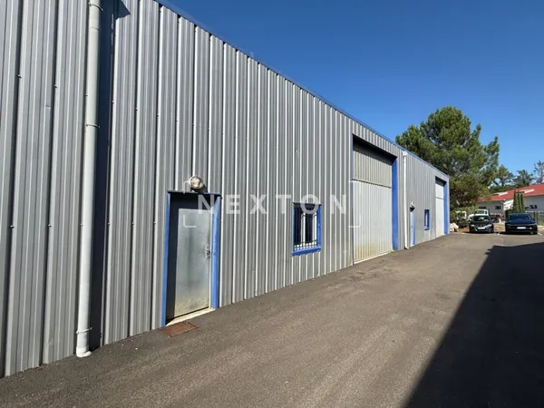Local 180 m²