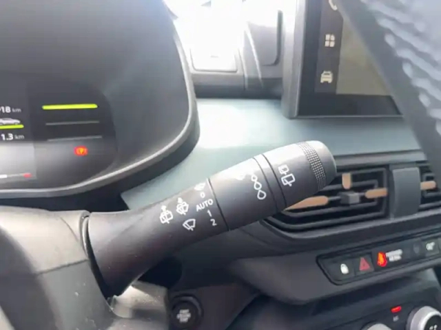 Dacia Sandero eco-g 120 auto — photo 30