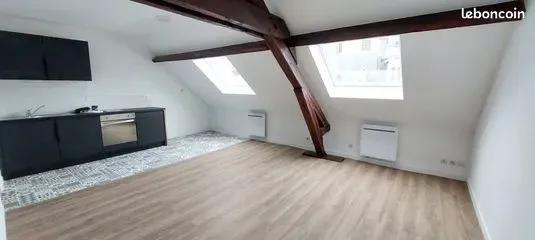 Studio 33 M2