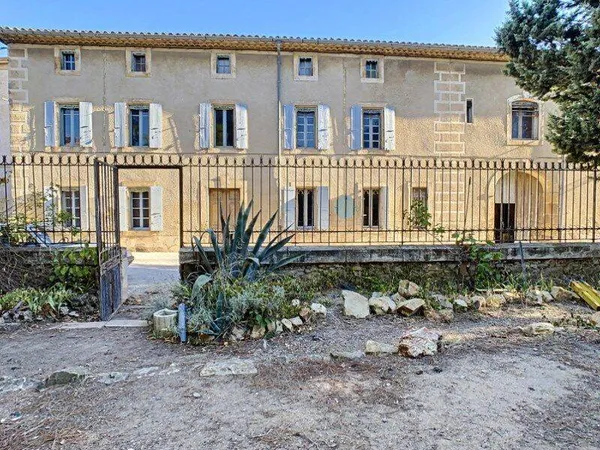 Demeure 16 pièces 565 m²