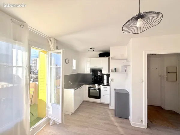 Studio lumineux emplacement idéal