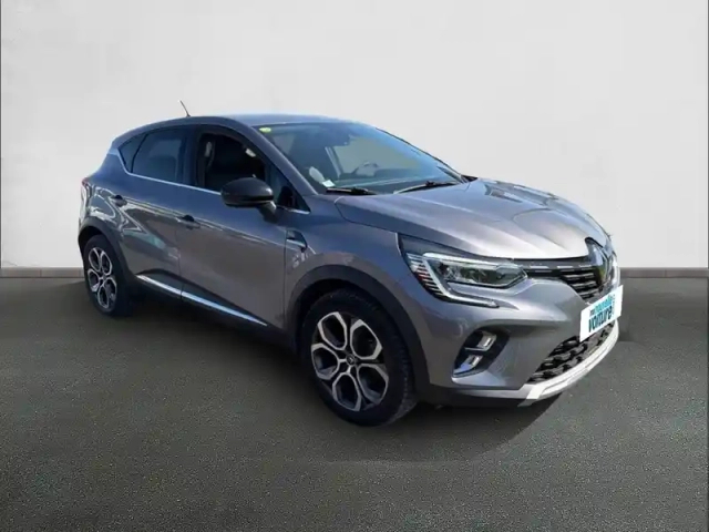 Renault Captur blue dci 115 edc — photo 3