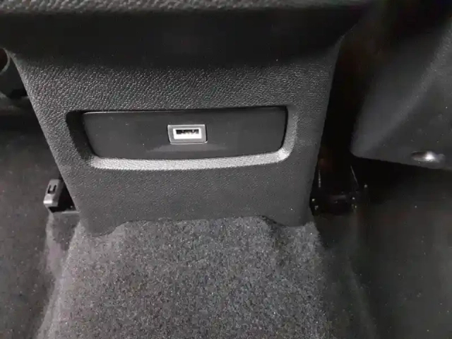 Citroën C4 hybride 136 e-dcs6 — photo 62