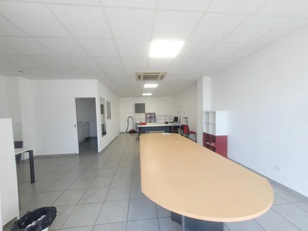Local professionnel