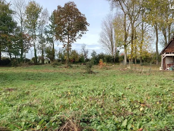 Terrain constructible à la campagne