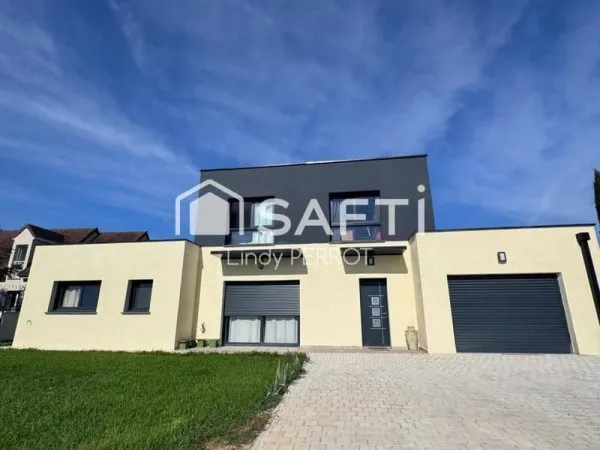 Maison 7 pièces 165 m²