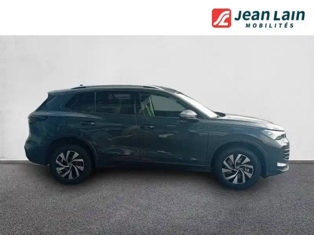 Volkswagen Tiguan 1.5 ehybrid 204ch dsg6 — photo 40