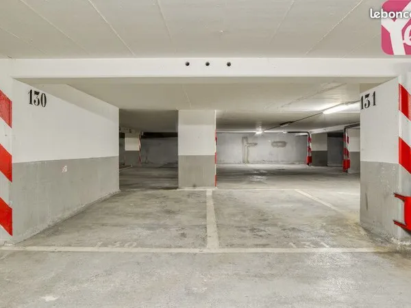Place de parking à louer - Bagneux (92220)