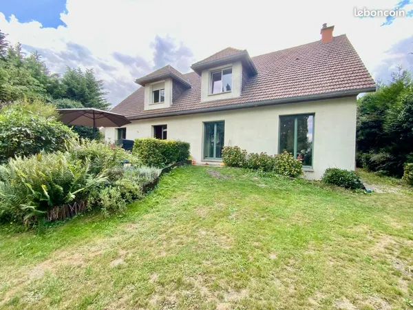 Pavillon 6 pièces 223 m²