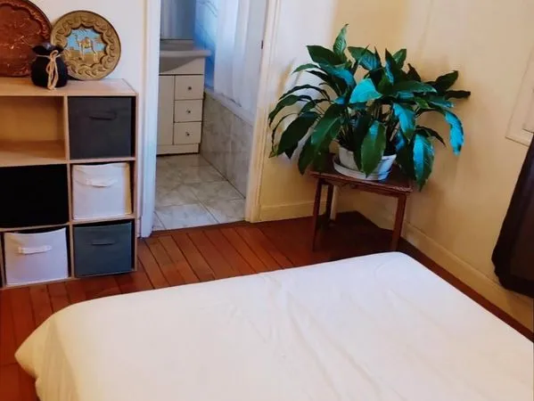 Cherche Colocataire pour échange de services logt Chambre sdb privative proche université et mer étu