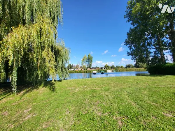 Terrain 1583 m²