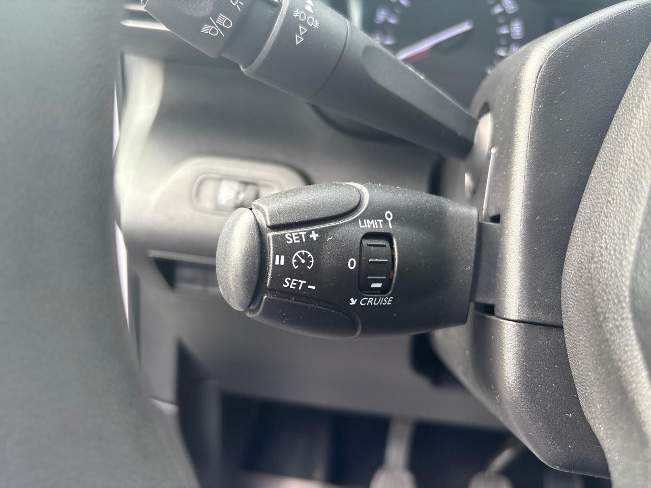 Citroën Berlingo m 650kg bluehdi 100 s&s driver — photo 17