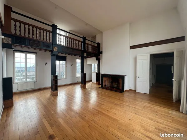 Appartement 5 pièces 153 m²