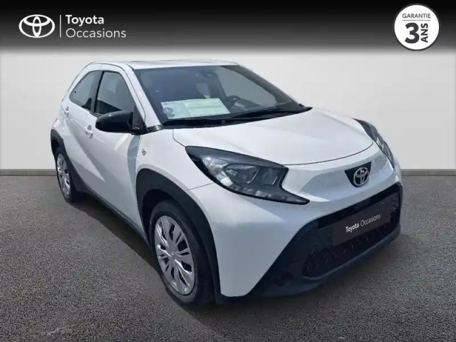 Toyota Aygo X 1.0 vvt-i 72ch dynamic my23 — photo 10