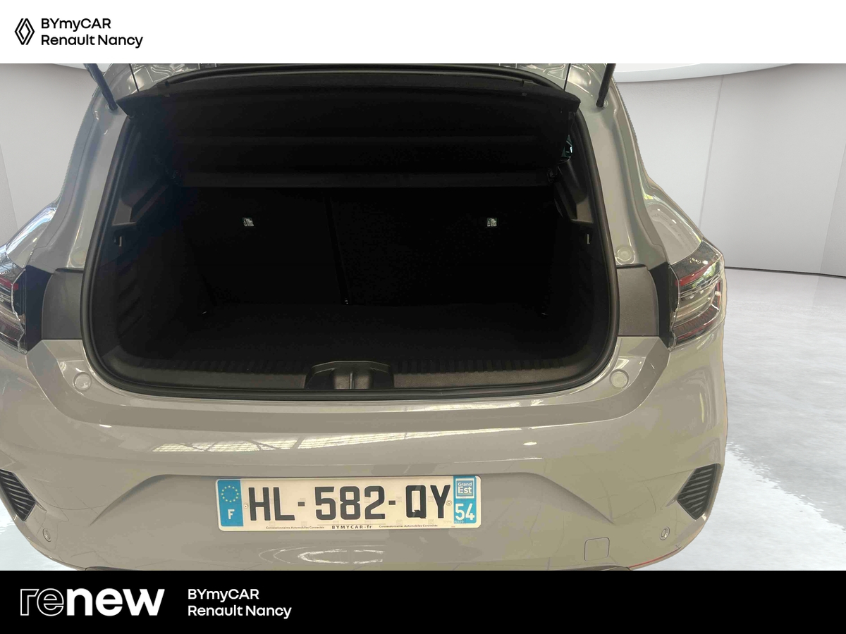 Renault Clio E-Tech full hybrid 145 ch GSR2 — photo 13