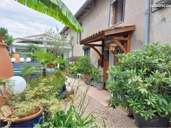 Maison de Village