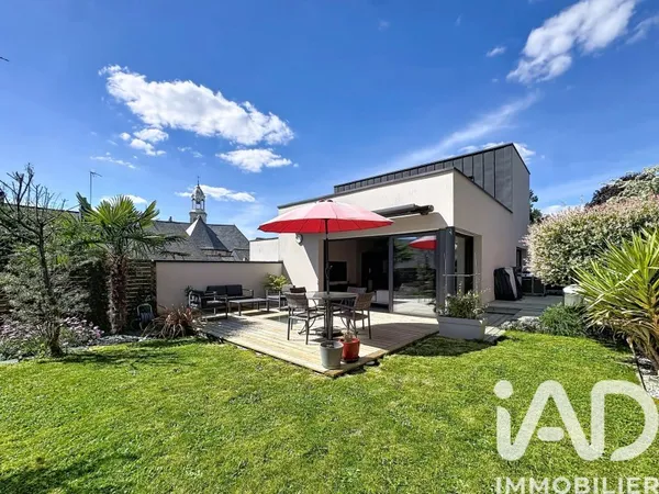 Maison 8 pièces 254 m²