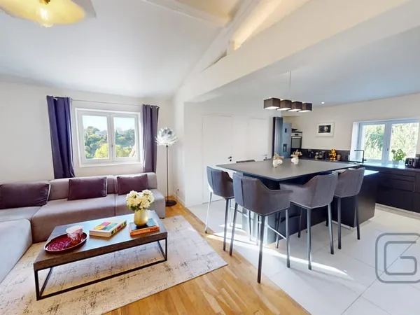 SAINT-DIDIER-AU-MONT-D'OR / APPARTEMENT T2 TRAVERSANT E/O /