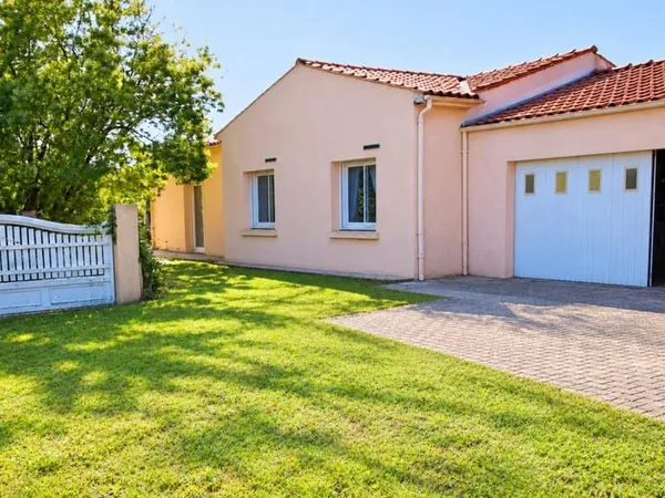 Maison de plain-pied 5 pièces 89 m²