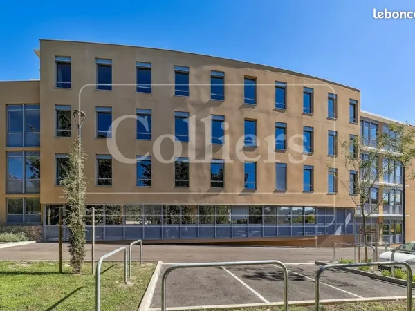Bureau 2 229 m²