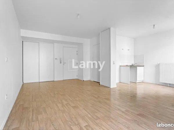 Studio 1 pièce 34 m²