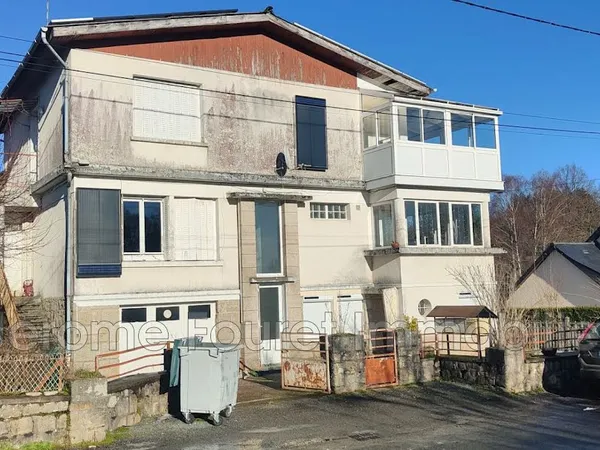 Immeuble de rapport 4 pièces 242 m²
