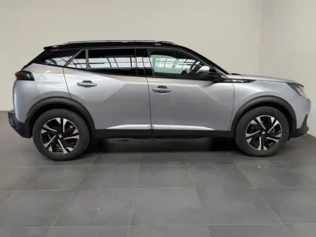 Peugeot 2008 e- 136ch gt — photo 4