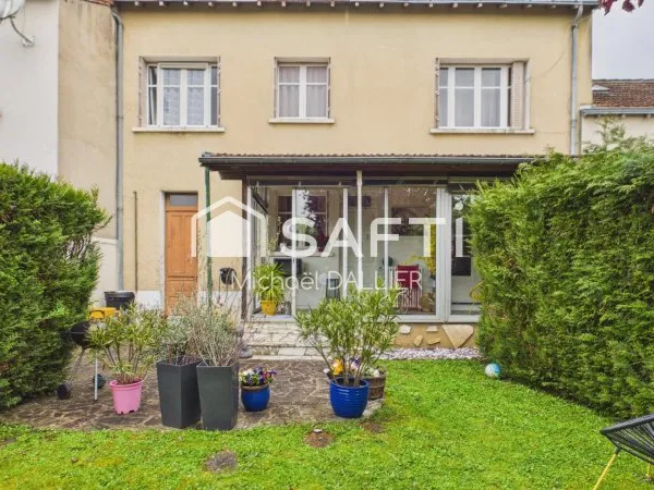 Maison - 108 m² - 5 pièces - 4 chambres