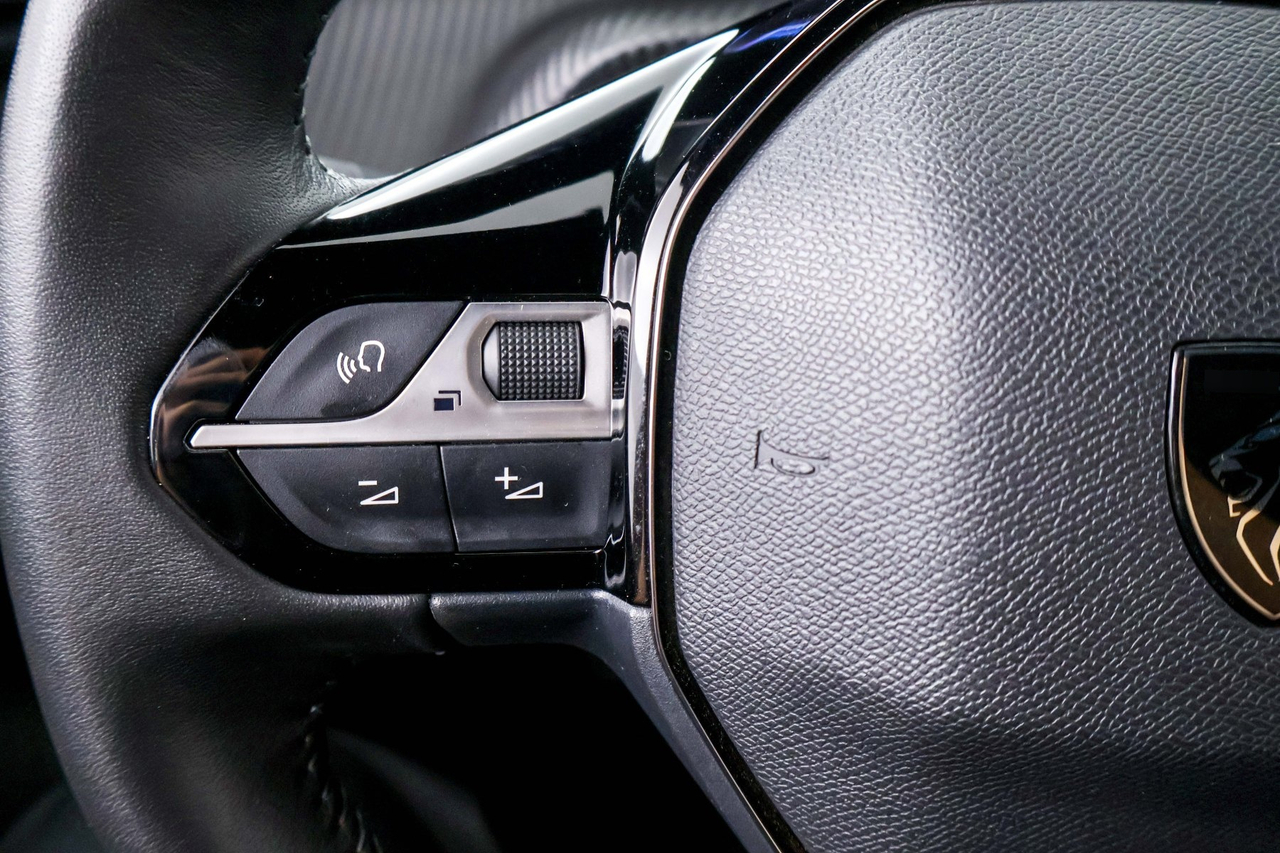 Peugeot 2008 — photo 20
