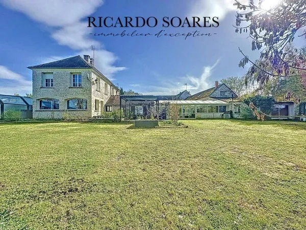 Demeure 10 pièces 528 m²