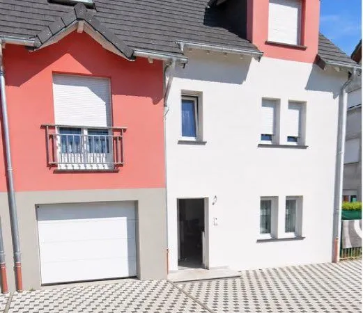 Grande maison F7 - Triplex (3 étages)