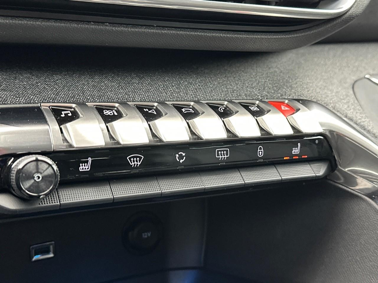 Peugeot 5008 puretech 130ch s&s eat8 allure pack — photo 27