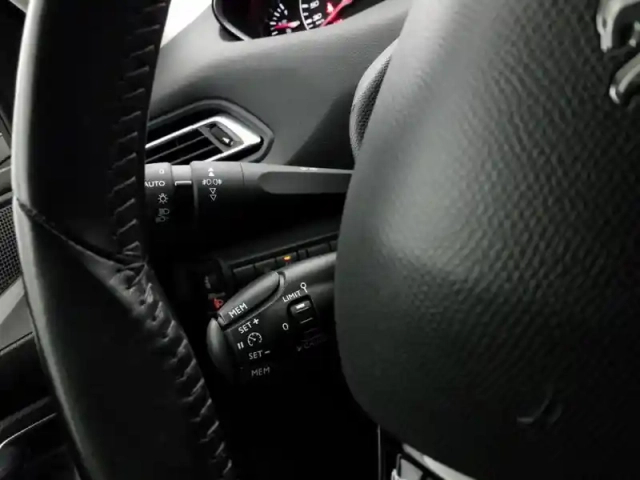 Peugeot 308 bluehdi 130ch s&amp;s bvm6 active pack — photo 18