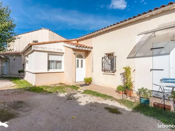 Maison 10 pièces 254 m²