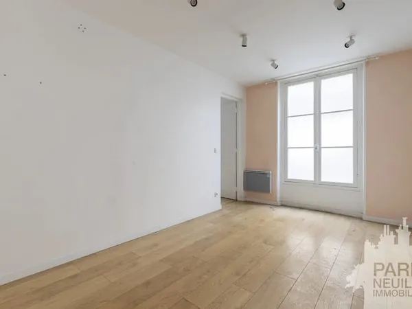 PARIS 17 EME - BATIGNOLLES - 3 PIECES, 42 M2