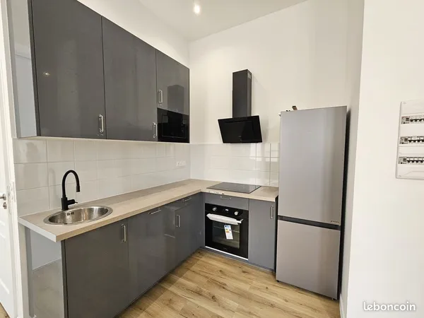 T3 meublé rénové 45,50 m² - 2 chambres - Nice Vernier