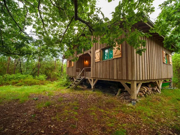 BIEN RARE ! UN CHALET HORS DU TEMPS