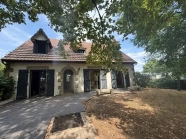 Maison 6 pièces 192 m²