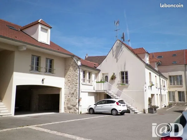 Appartement T2 2 pièces 69 m2 au sol + Parking + Cave