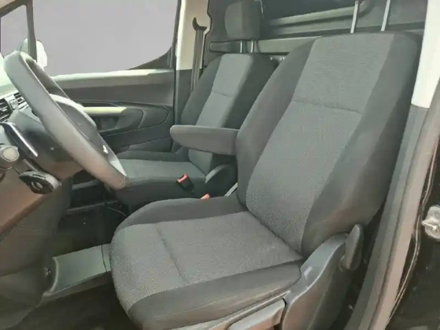 Peugeot Partner fourgon standard 650 kg bluehdi 130 s&amp;s eat8 — photo 11