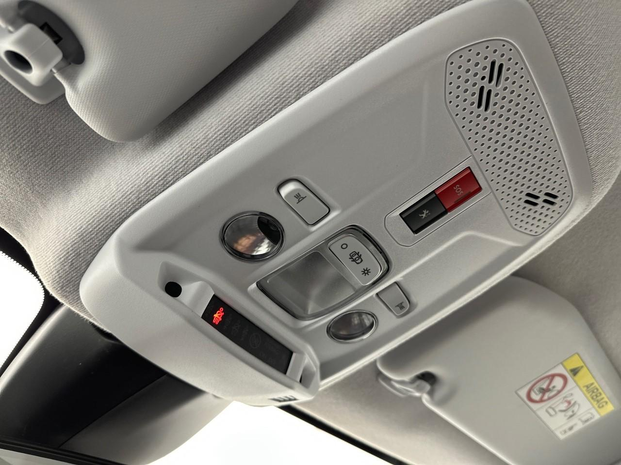 Peugeot 208 electrique 50 kwh 136ch like — photo 31