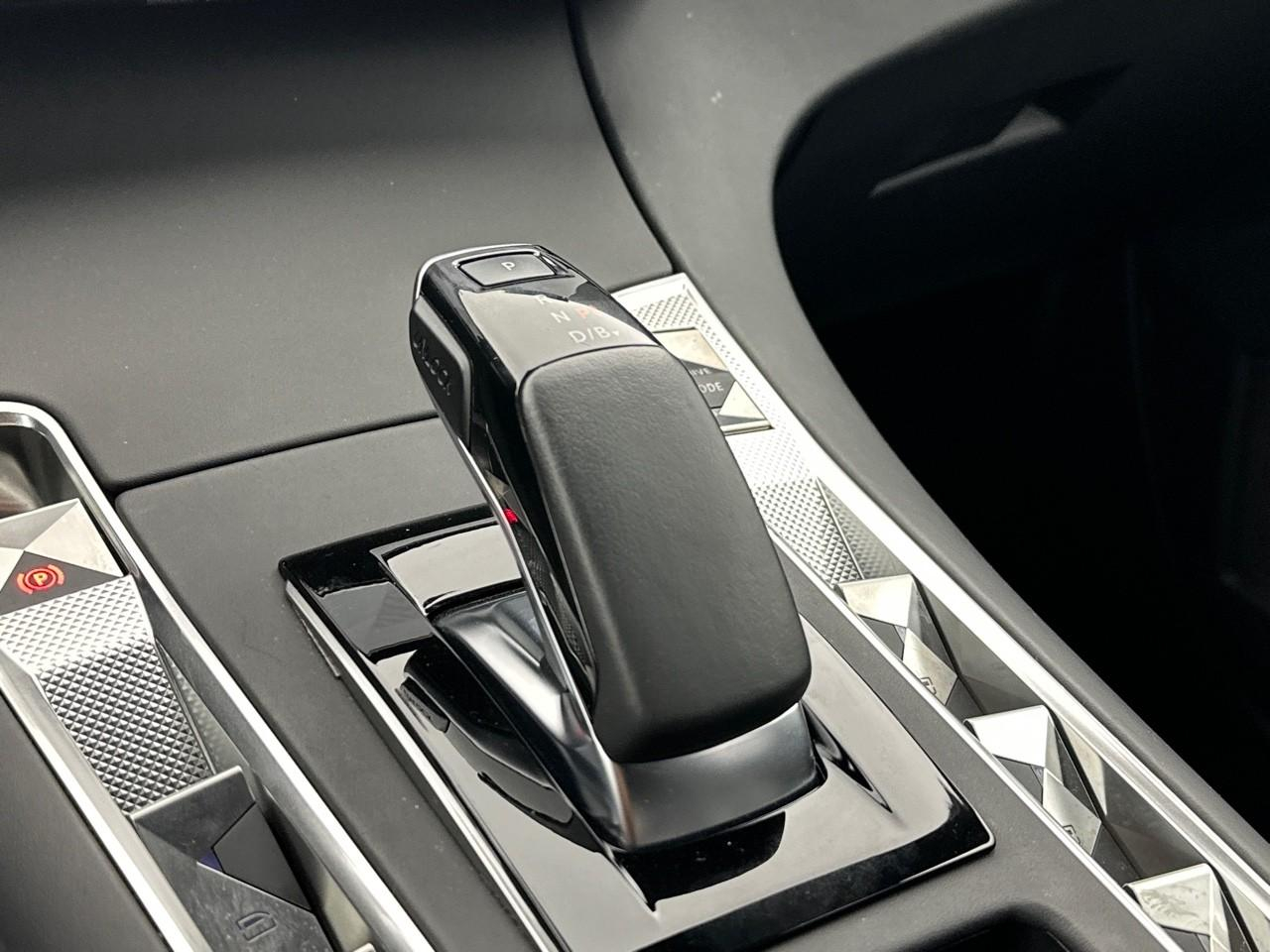 Ds Ds 7 crossback hybride rechargeable e-tense 360 eat8 4x4 la premi — photo 31