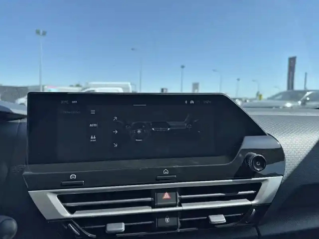 Citroën C4 hybride 145 ch e-dcs6 — photo 19