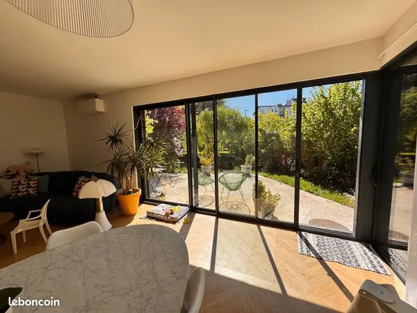 Maison 6 pièces 185 m²