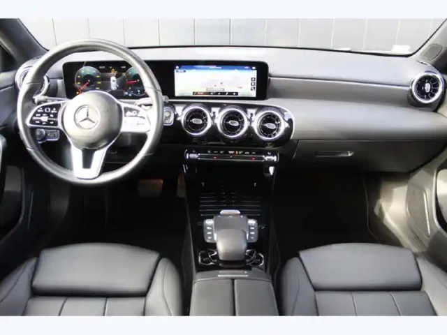 Mercedes Classe A 180 d progressive line — photo 9