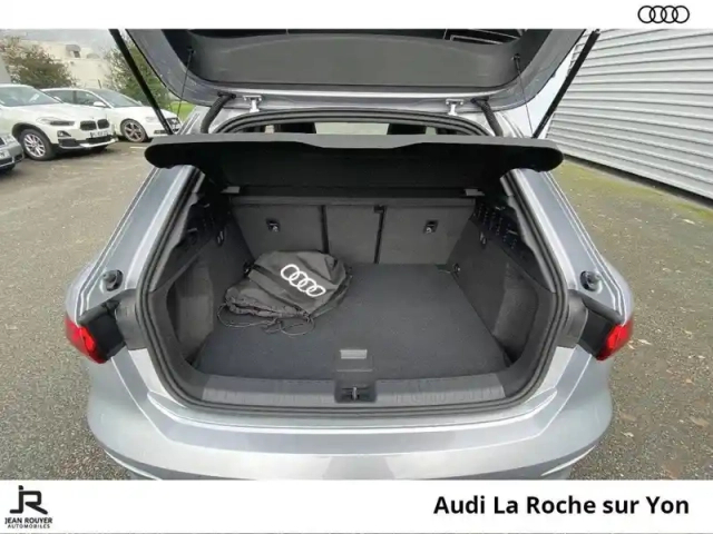 Audi A3 sportback 40 tfsie 204 s tronic 6 — photo 7