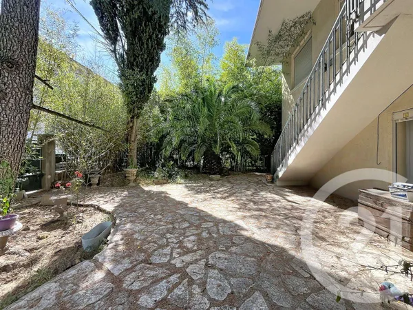 Maison 8 pièces 200 m²