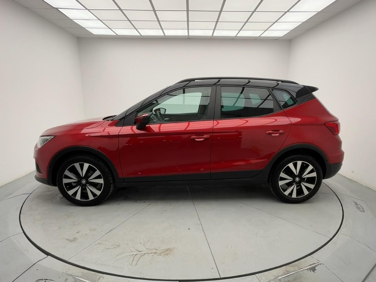 Seat Arona 1.0 tsi 95 ch start/stop bvm5 urban — photo 2